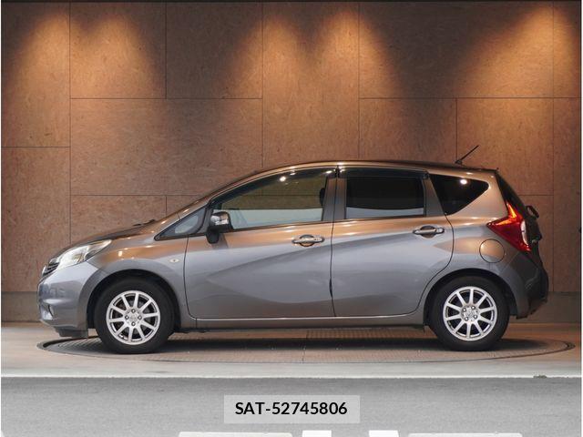 Nissan NOTE 2013-04 8074986-3