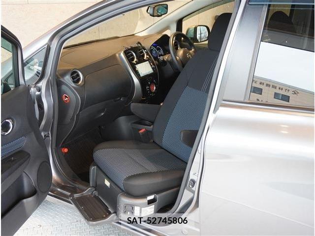 Nissan NOTE 2013-04 8074986-5