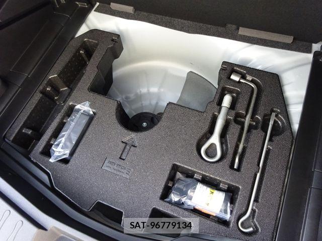 Nissan NOTE 2020-02 8074976-17