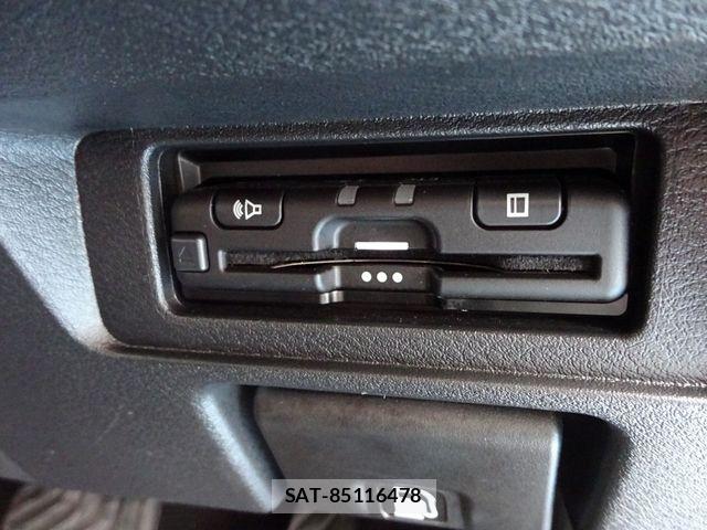 Nissan NOTE 2023-02 8074963-9
