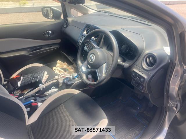 Nissan NOTE 2017-04 8074990-13