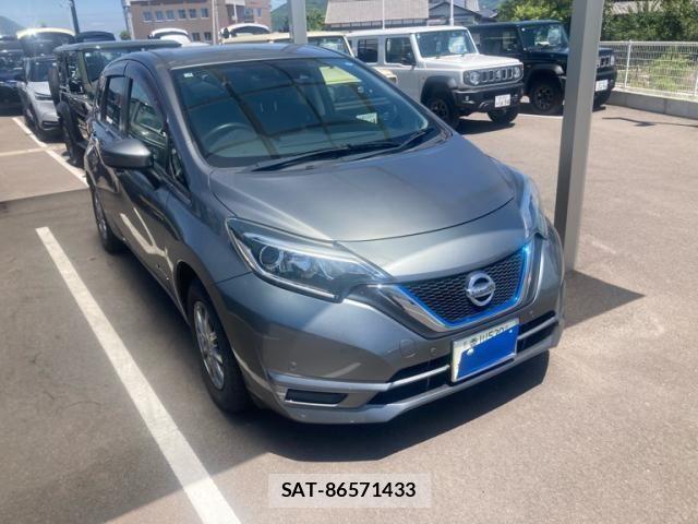 Nissan NOTE 2017-04 8074990-1