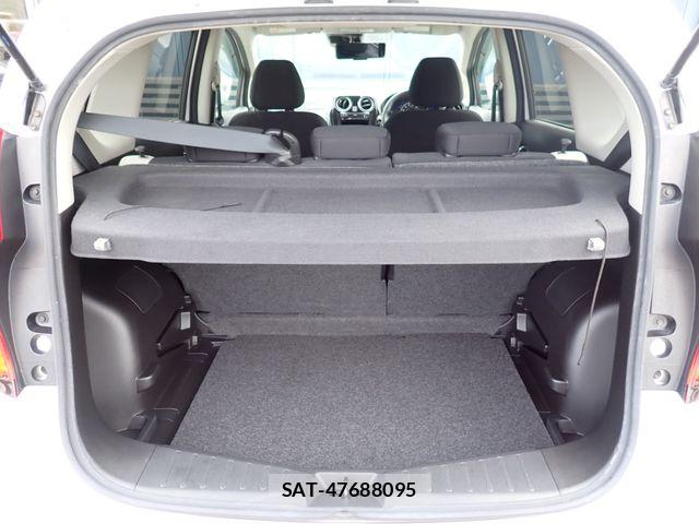 Nissan NOTE 2021-04 8074972-16