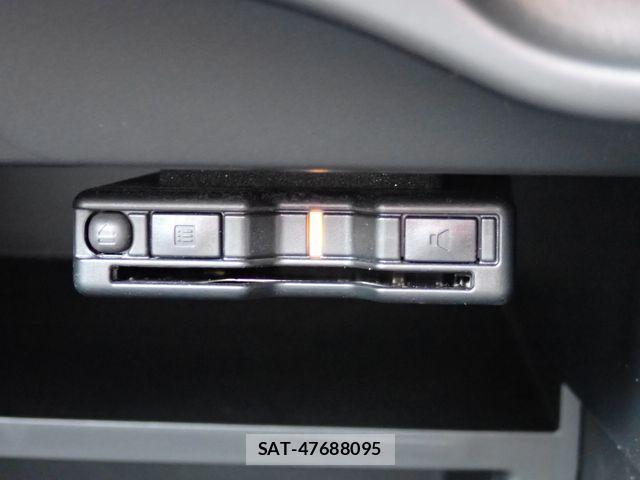 Nissan NOTE 2021-04 8074972-4