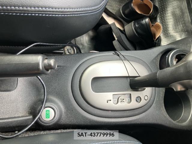 Nissan NOTE 2012-12 8074995-23