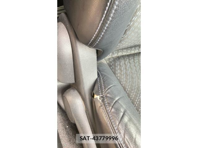 Nissan NOTE 2012-12 8074995-25