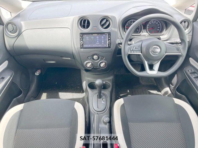 Nissan NOTE 2018-11 8074984-1