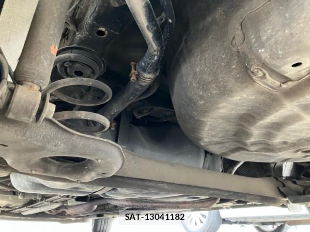 Nissan NOTE 2017-02 8074987-9