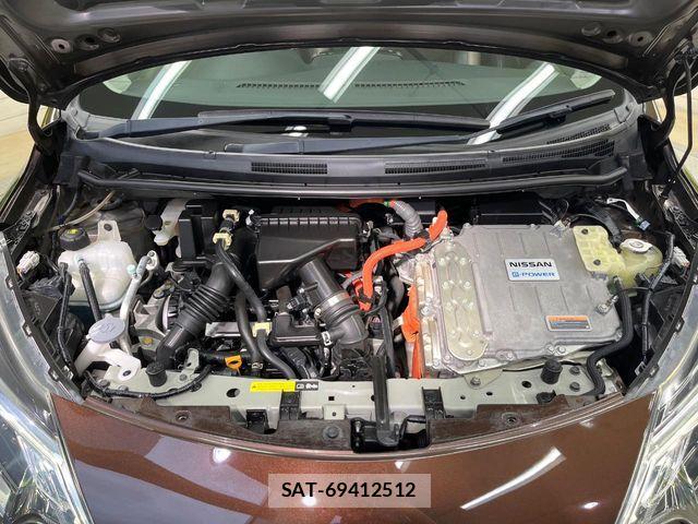 Nissan NOTE 2017-07 8074975-11