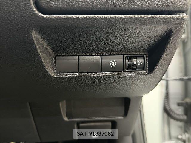 Nissan NOTE 2021-06 8074970-14