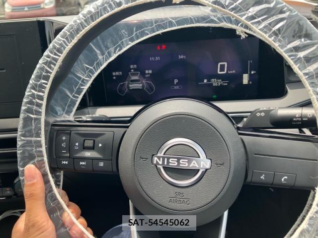 Nissan NOTE 2025-10 8074962-15