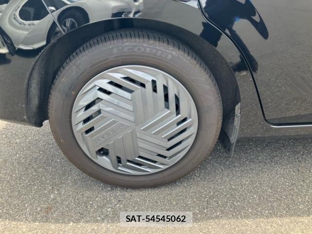 Nissan NOTE 2025-10 8074962-5