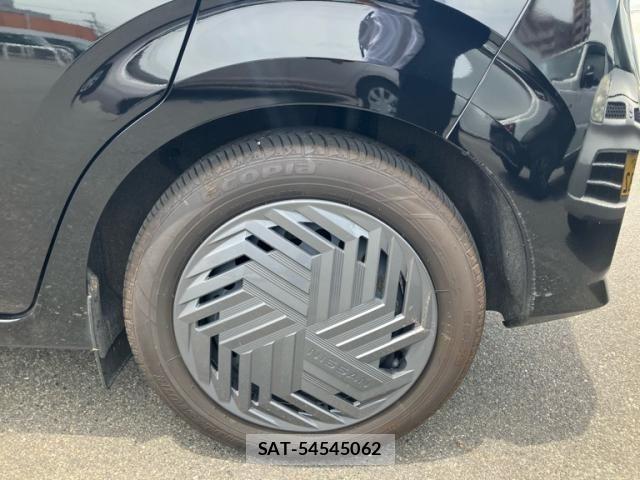 Nissan NOTE 2025-10 8074962-6
