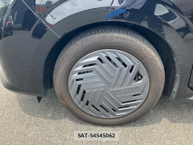 Nissan NOTE 2025-10 8074962-7