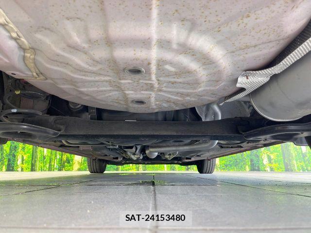 Nissan NOTE 2016-02 8100956-18