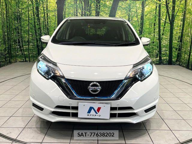 Nissan NOTE 2018-04 8100931-13