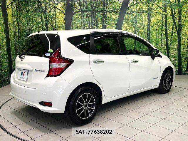 Nissan NOTE 2018-04 8100931-16
