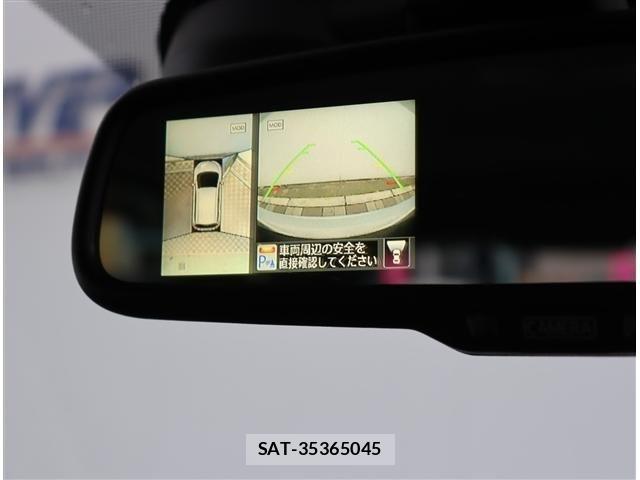 Nissan NOTE 2014-10 8100943-8