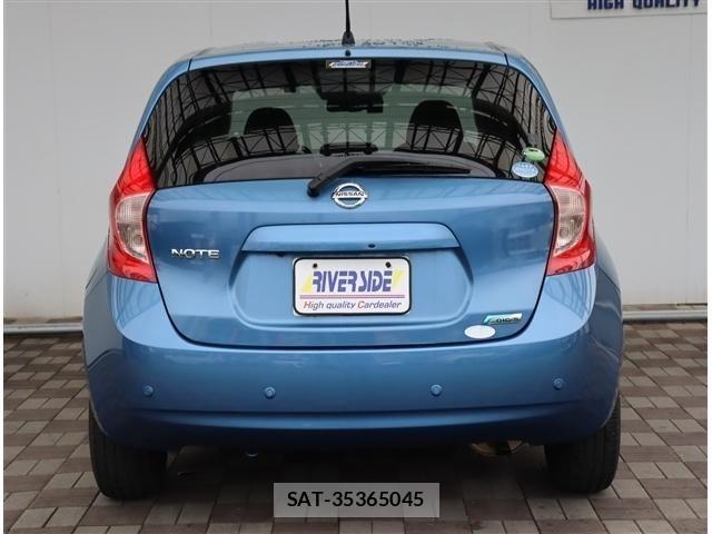 Nissan NOTE 2014-10 8100943-18
