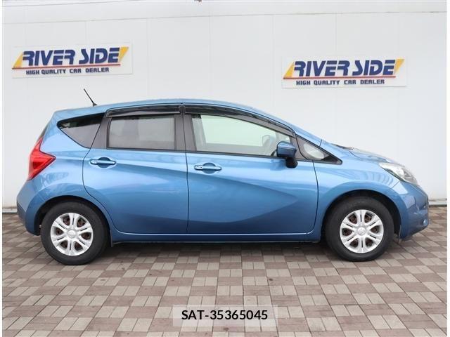 Nissan NOTE 2014-10 8100943-3