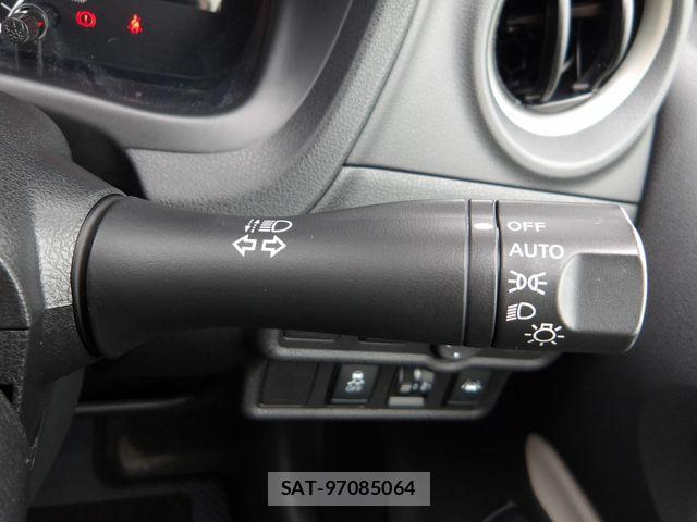 Nissan NOTE 2020-02 8100929-15
