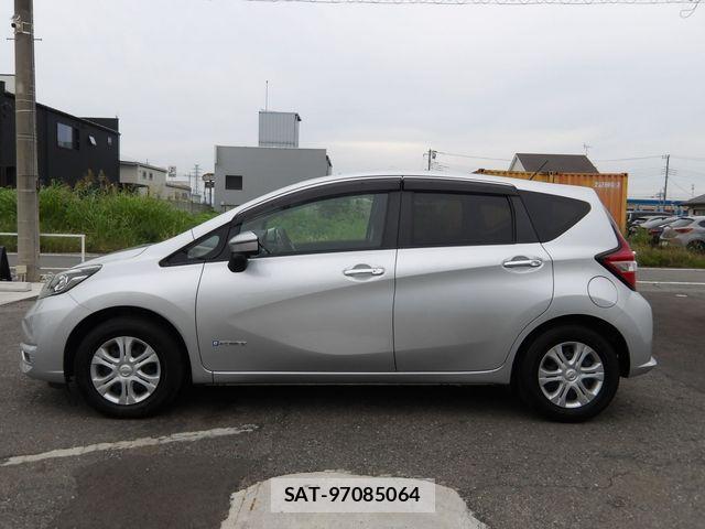 Nissan NOTE 2020-02 8100929-28
