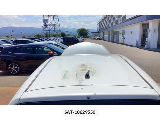 Nissan NOTE 2013-09 8100959-3