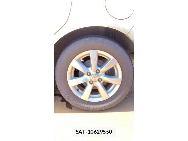 Nissan NOTE 2013-09 8100959-5