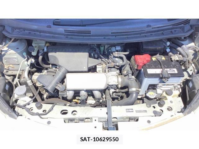 Nissan NOTE 2013-09 8100959-7