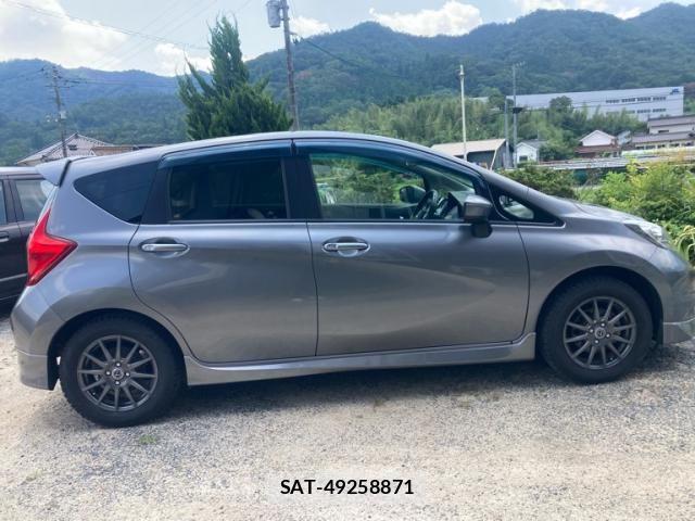 Nissan NOTE 2015-03 8100957-3