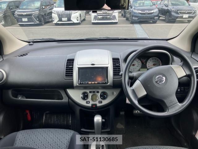Nissan NOTE 2011-09 8100965-5