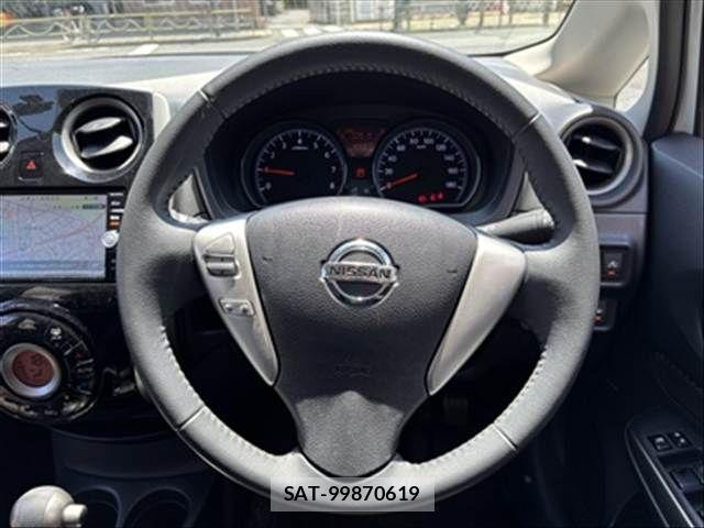 Nissan NOTE 2015-07 8100936-21