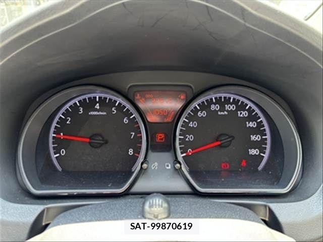 Nissan NOTE 2015-07 8100936-23