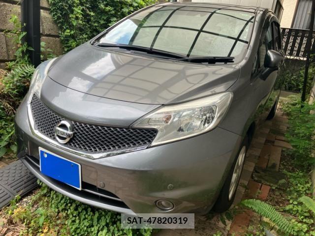 Nissan NOTE 2015-09 8100942-1