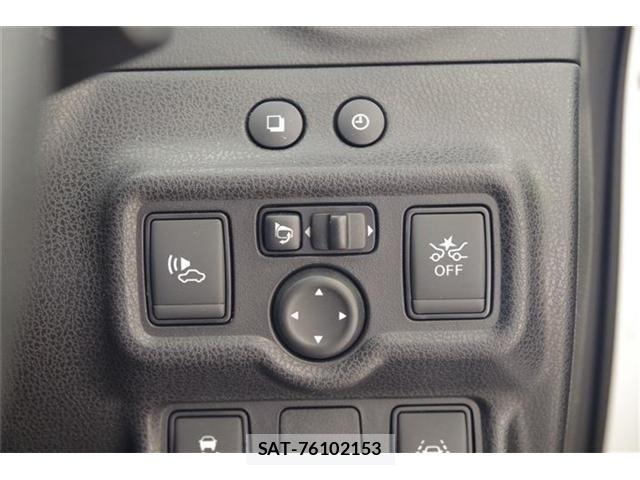 Nissan NOTE 2018-02 8100934-13