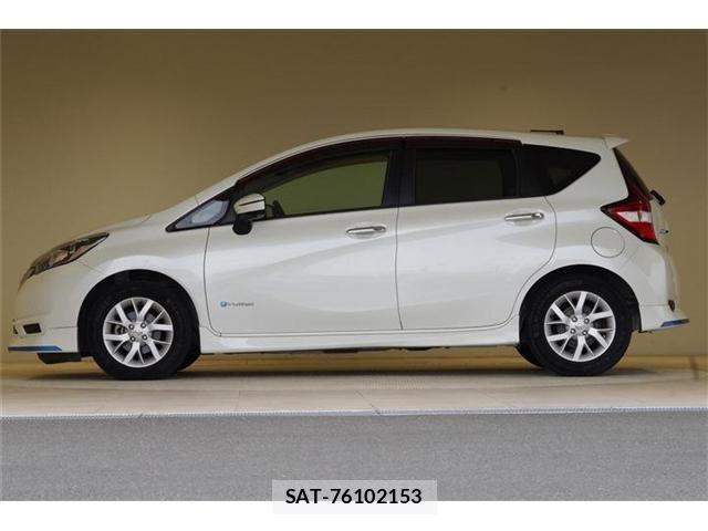 Nissan NOTE 2018-02 8100934-19