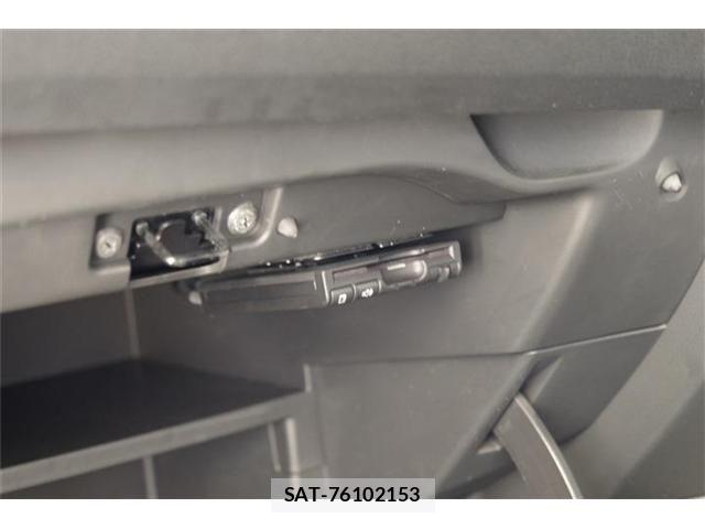 Nissan NOTE 2018-02 8100934-4