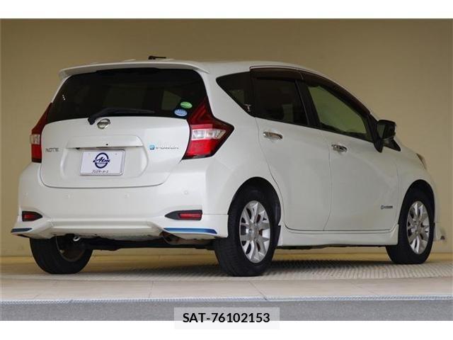 Nissan NOTE 2018-02 8100934-5