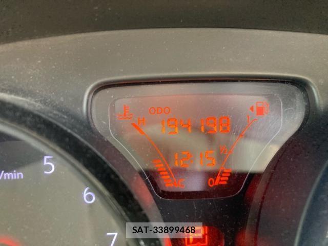 Nissan NOTE 2013-03 8100966-13