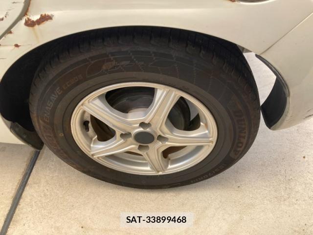 Nissan NOTE 2013-03 8100966-6