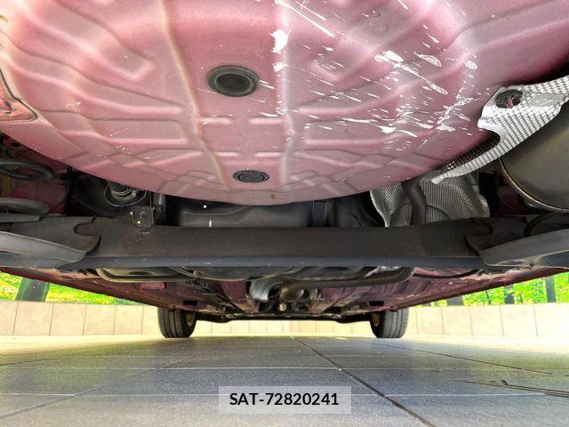 Nissan NOTE 2018-11 8100932-18