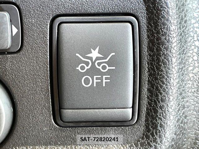 Nissan NOTE 2018-11 8100932-2