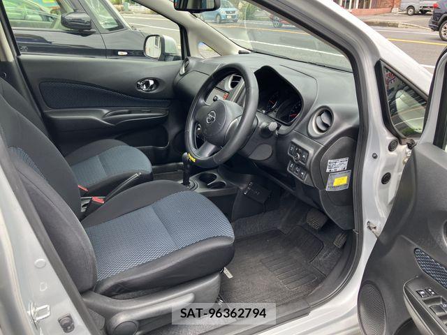Nissan NOTE 2014-10 8100940-1