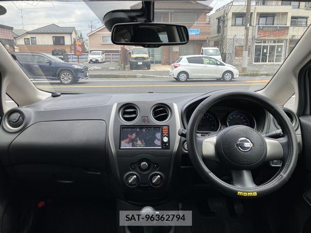 Nissan NOTE 2014-10 8100940-3