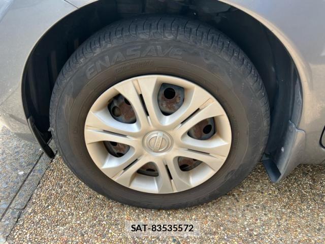 Nissan NOTE 2013-09 8100962-6