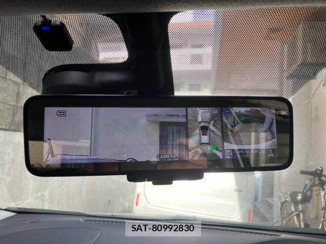 Nissan NOTE 2017-05 8100952-10