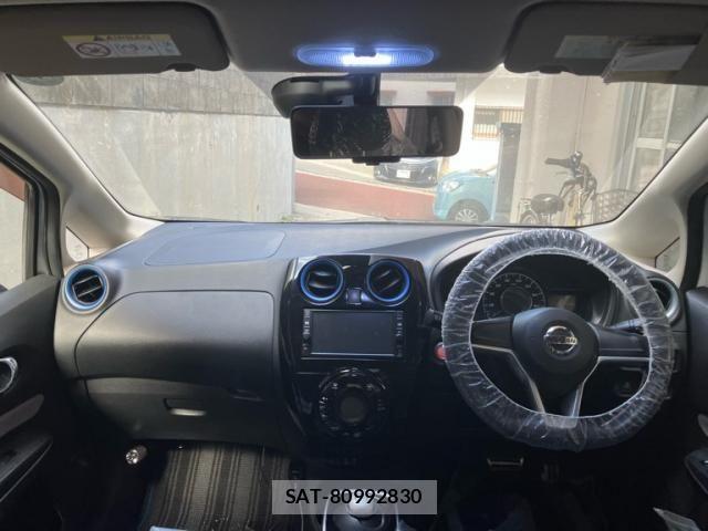 Nissan NOTE 2017-05 8100952-22