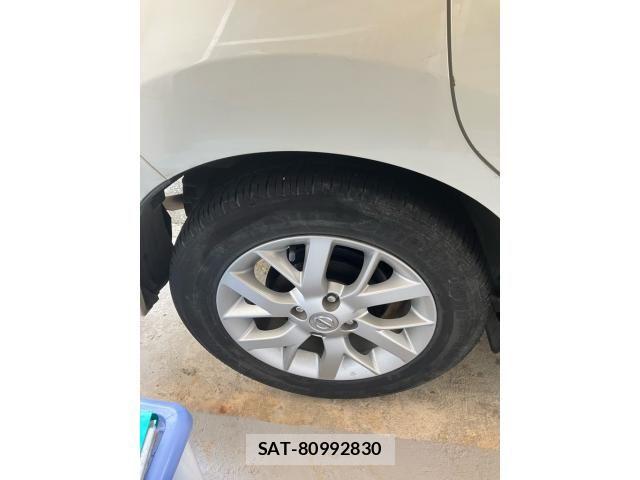 Nissan NOTE 2017-05 8100952-3