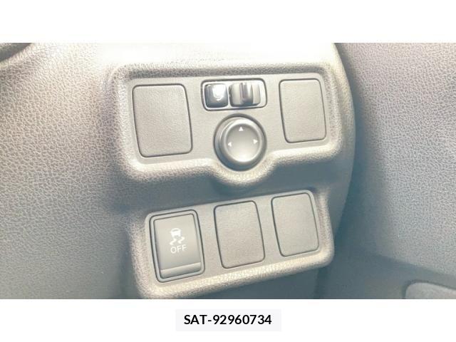 Nissan NOTE 2016-03 8100955-14