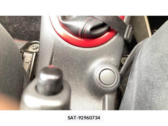 Nissan NOTE 2016-03 8100955-18